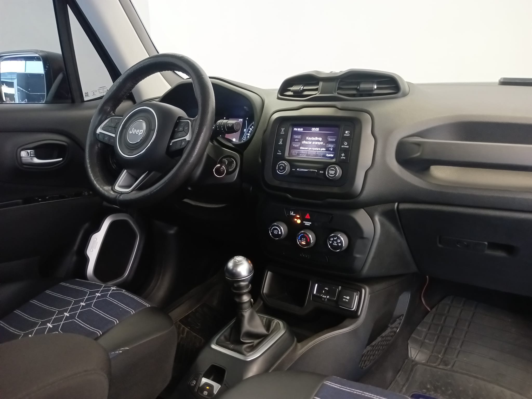 JEEP RENEGADE 5
